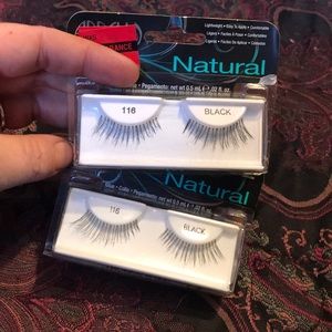 2 packages of Ardell 116 natural lashes
